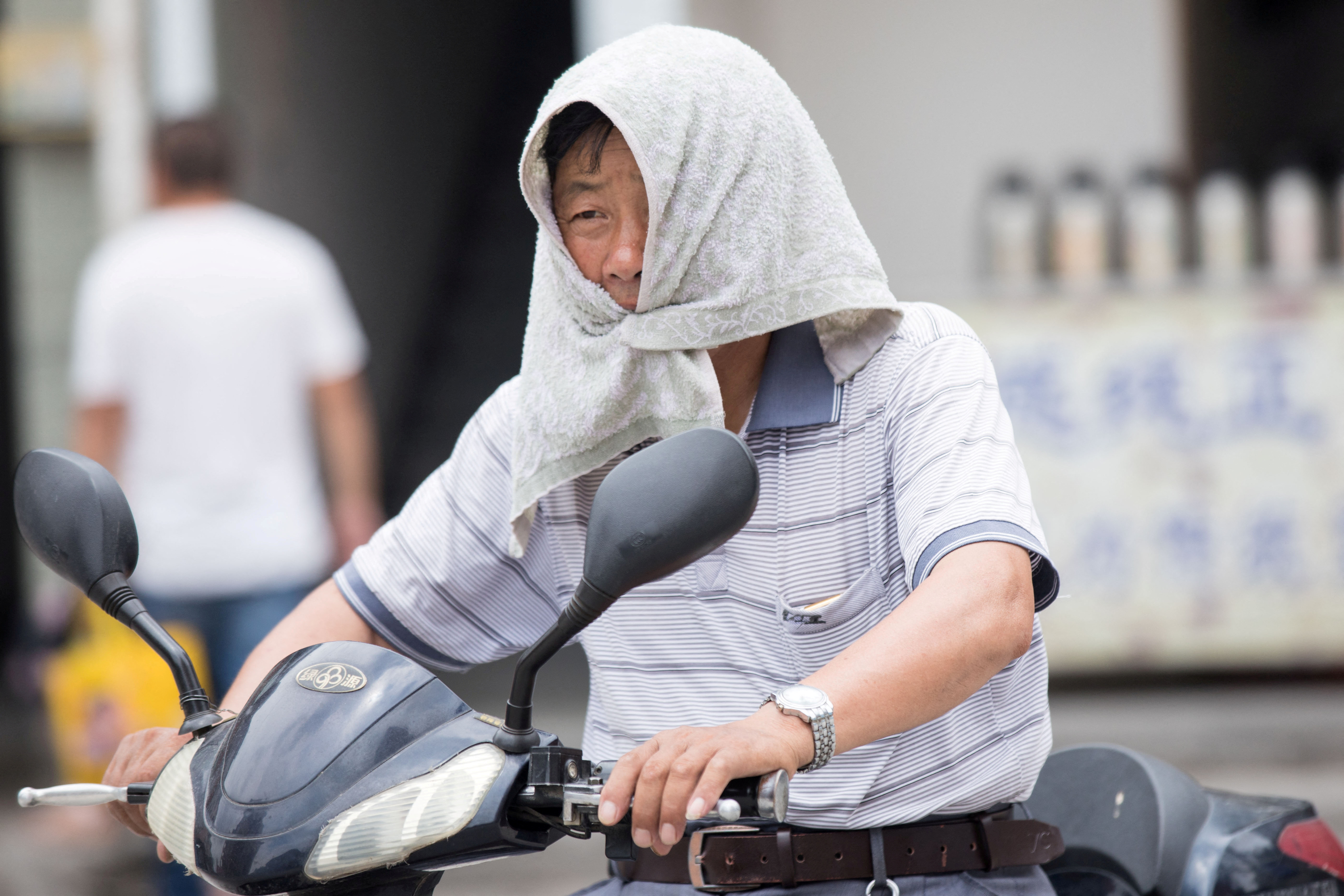 image China&#8217;s scorching southwest extends power curbs as drought, heatwave linger