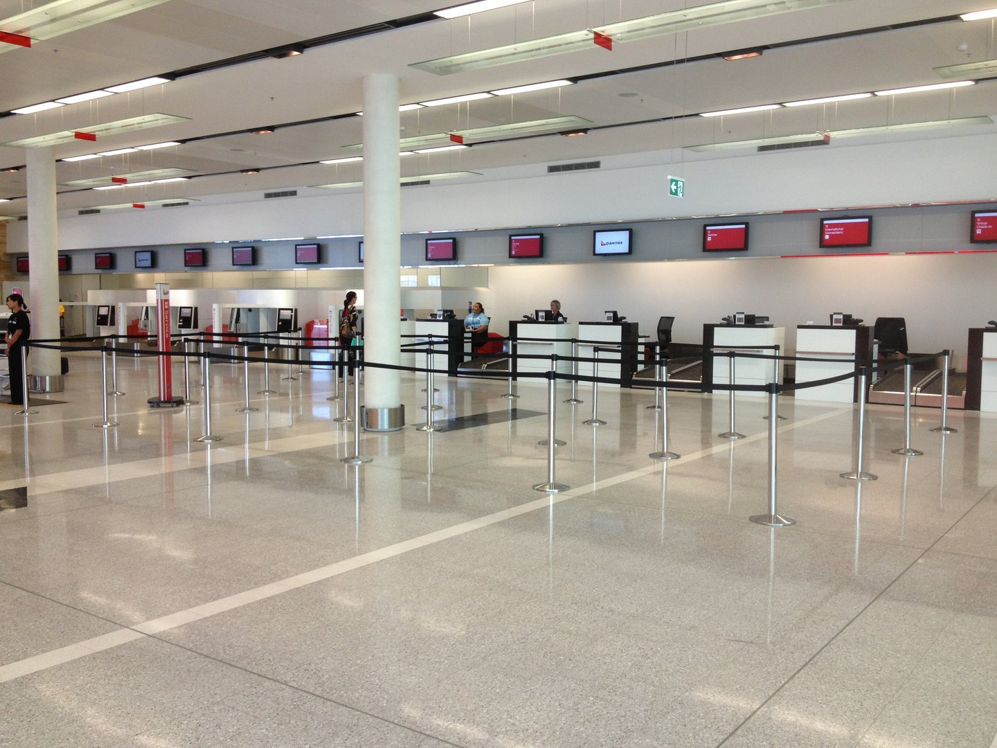 image Man arrested following gunshots at Canberra airport