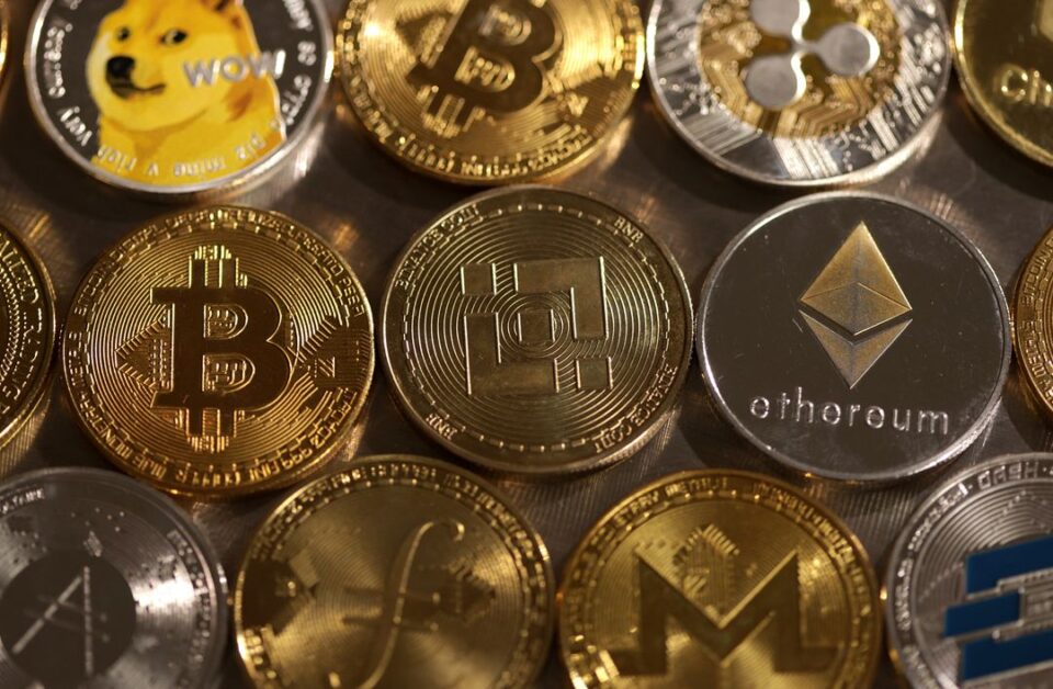 crypto bitcoin eth ethereum blockchain