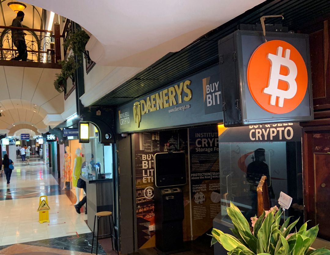 image Singapore says retail investors &#8216;irrationally oblivious&#8217; to crypto risks, plans tougher rules