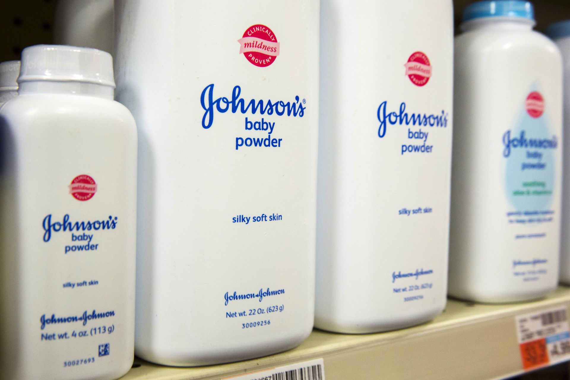 image J&#038;J to end global sales of talc-based baby powder