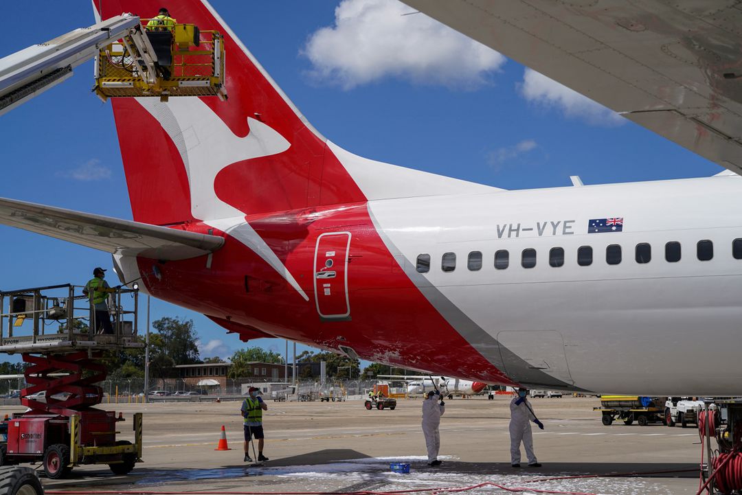 image Australia&#8217;s Qantas apologises to customers for operational problems