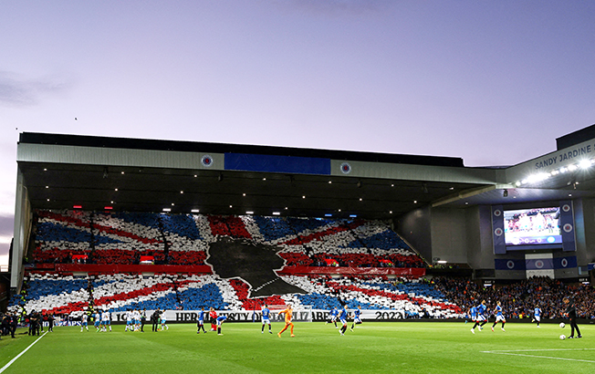image Rangers defy UEFA with rendition of &#8216;God Save the King&#8217;