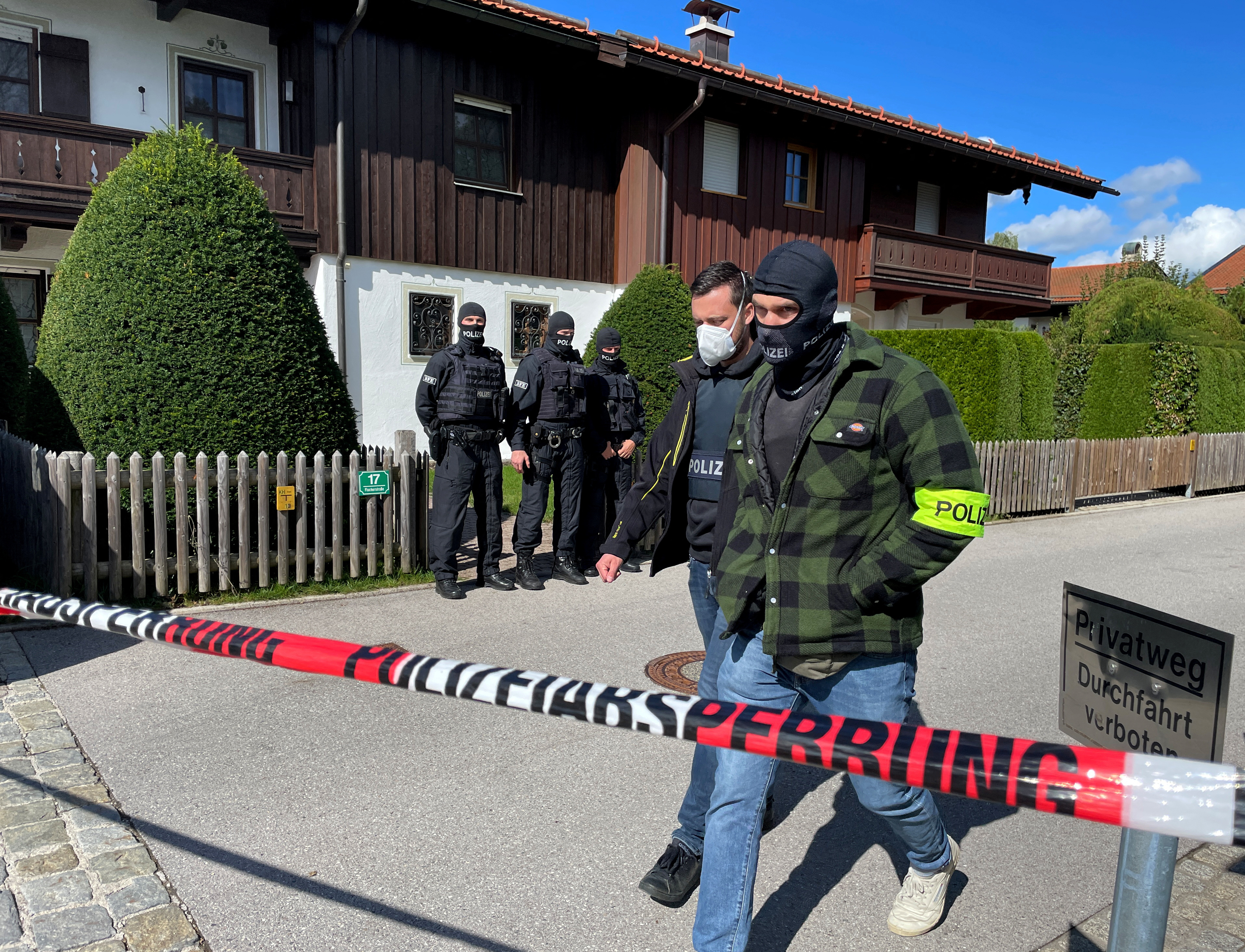 image Germany raids Russian oligarch&#8217;s properties in money-laundering probe
