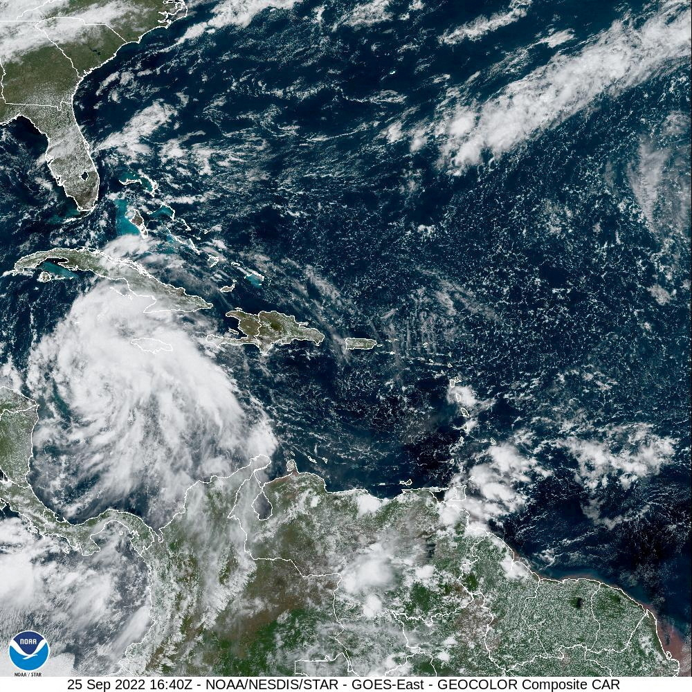image Florida battens down as Hurricane Ian churns northward