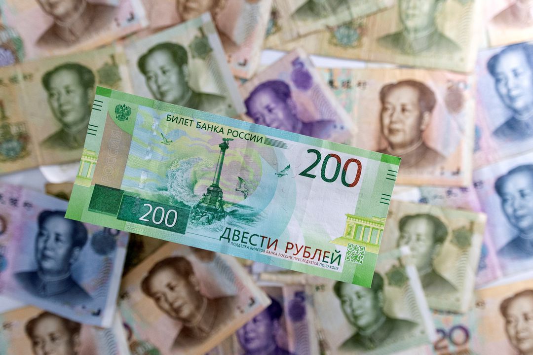 image Russia mulls buying $70 billion in yuan and other &#8216;friendly&#8217; currencies