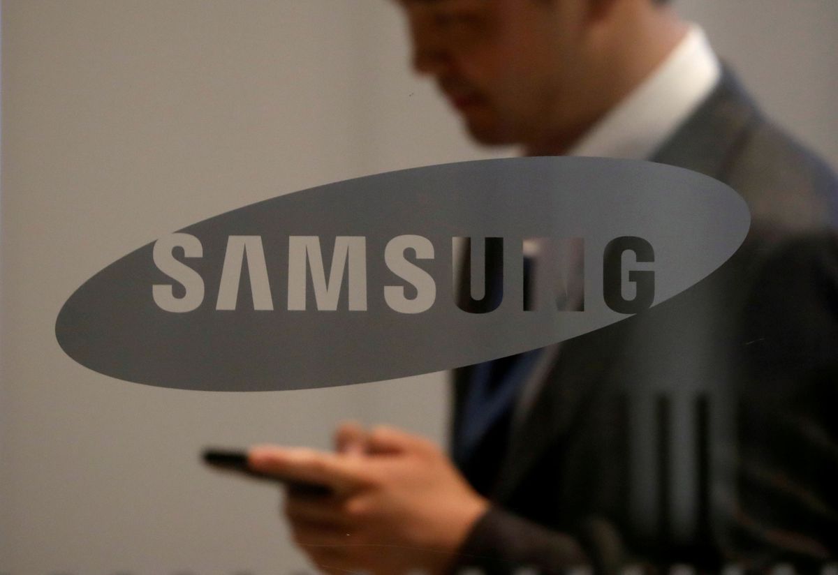 image Samsung Elec to invest over $5 bln as it targets net zero emissions by 2050