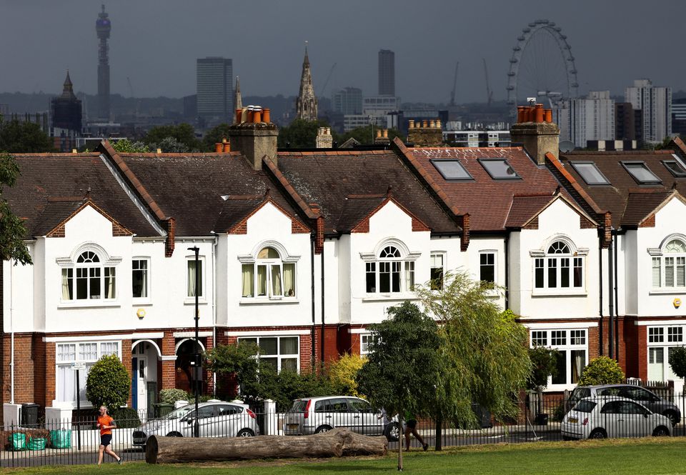 image UK home asking prices rise, tax cuts to spur demand