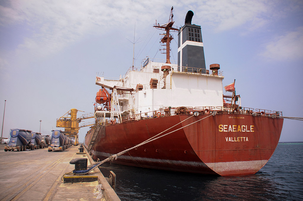 vessel seaeagle unloads wheat from ukraine on trucks, at green harbour, in port sudan