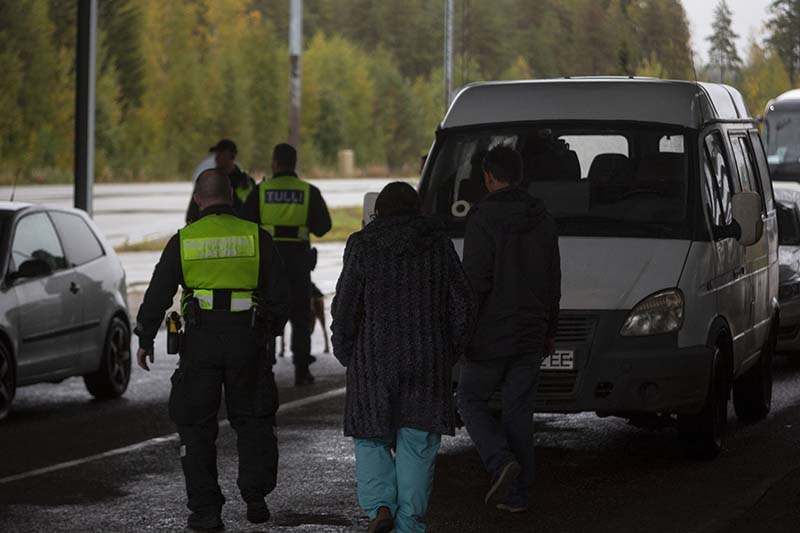 image Lawyers overwhelmed by requests to help Russians avoid fighting in Ukraine