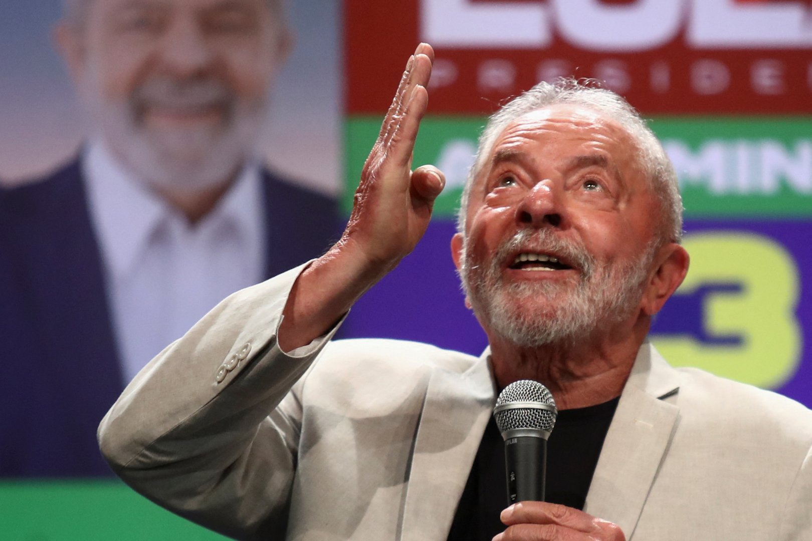 image Lula may clinch Brazil election on Sunday, final polls show