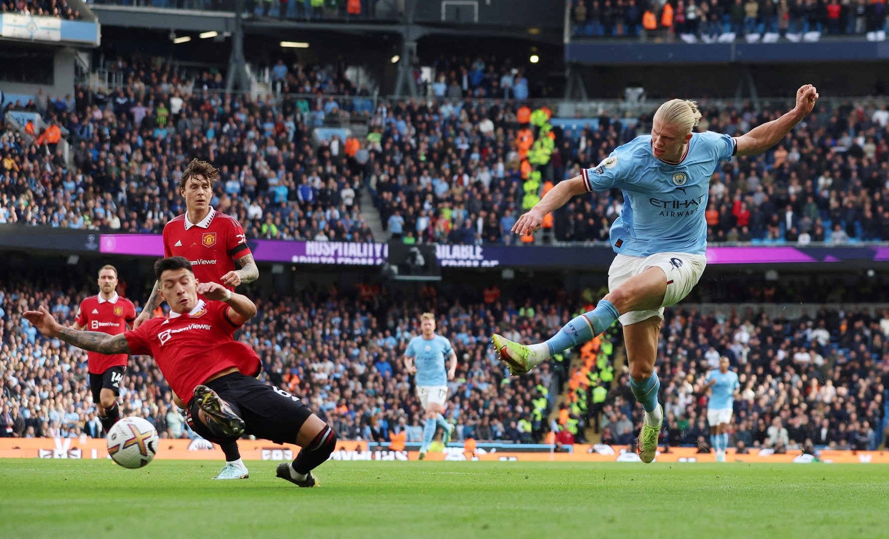 image Haaland, Foden hat-tricks as dazzling City humble United in 6-3 thrashing