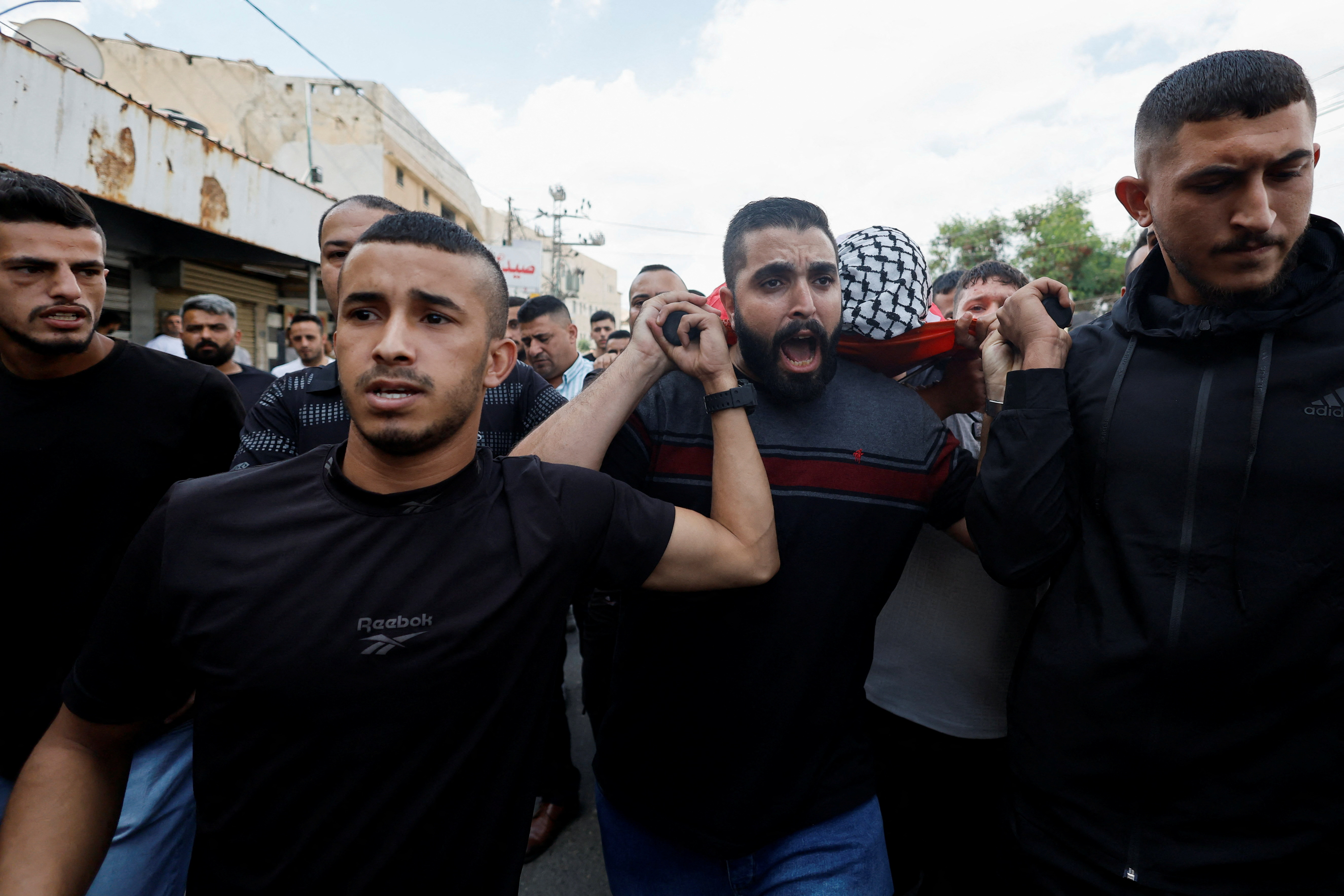 image Deadly clashes in West Bank, shooting attack in Jerusalem