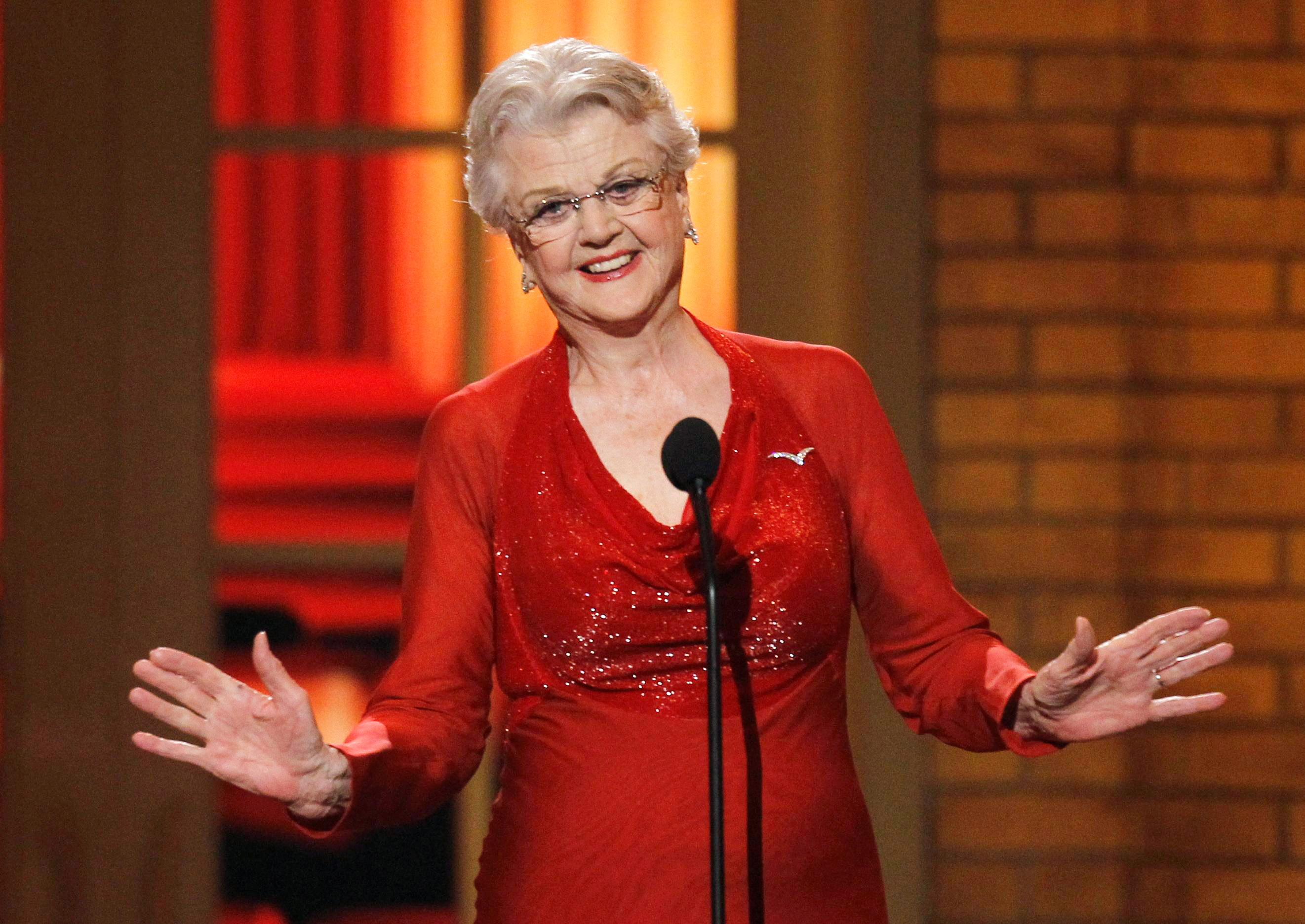 image &#8216;Murder, She Wrote&#8217; Actress Angela Lansbury dead at age 96