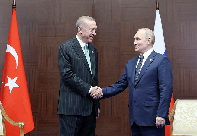 image Putin touts Turkey gas hub while Europe frets over supply