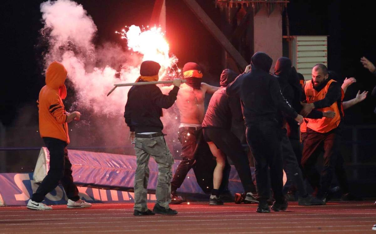 image Police &#8216;concerned&#8217; after mayhem breaks out at Limassol football match (update 2)
