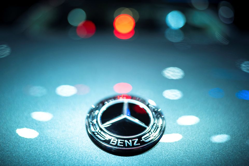 image Mercedes-Benz and Microsoft collaborate on supply chain data platform