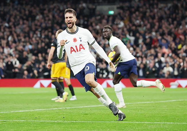 image Spurs win thriller against Leeds, Liverpool cruise to victory