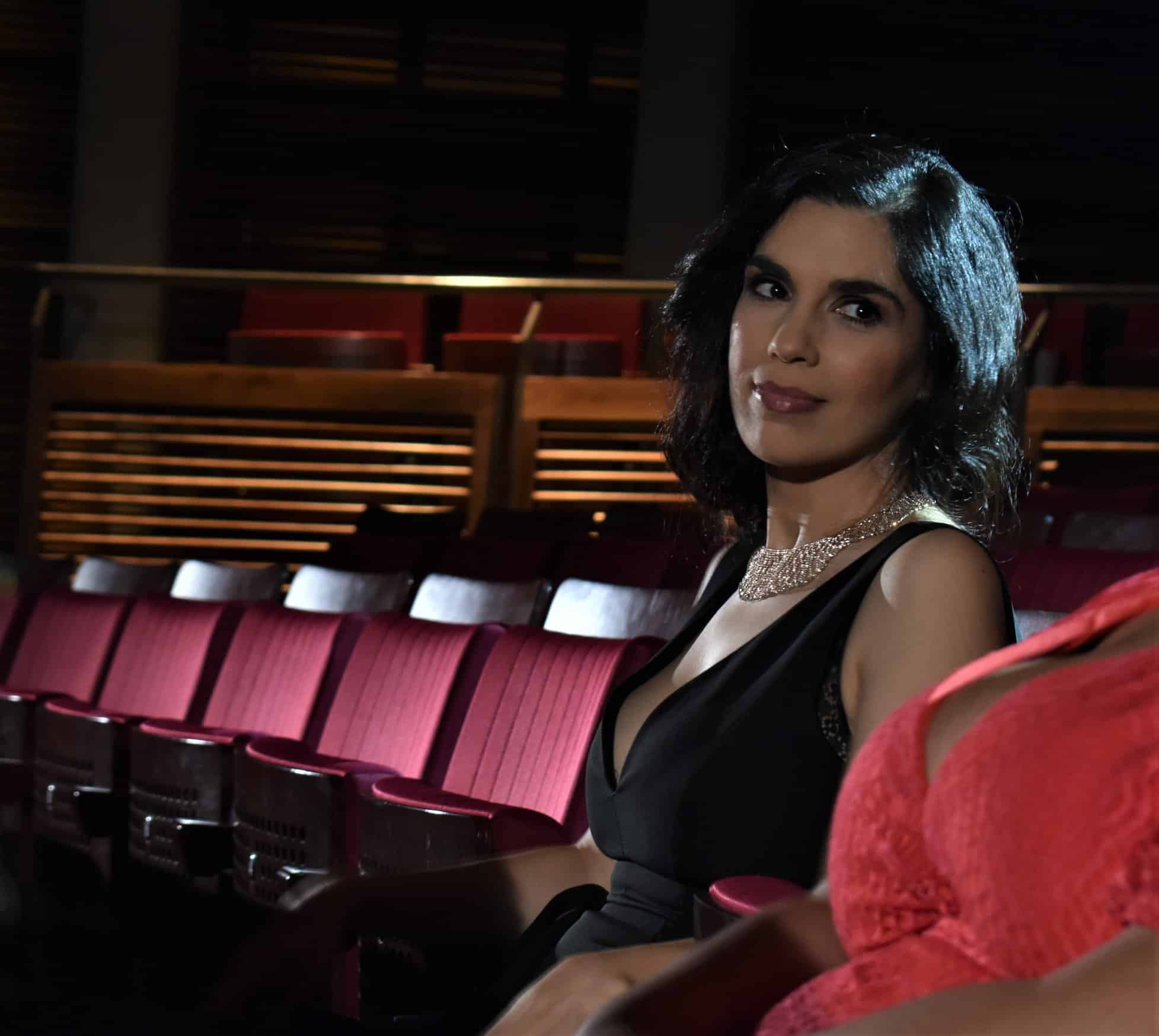 cover Actress calls on audience to delete recording of her nude scene