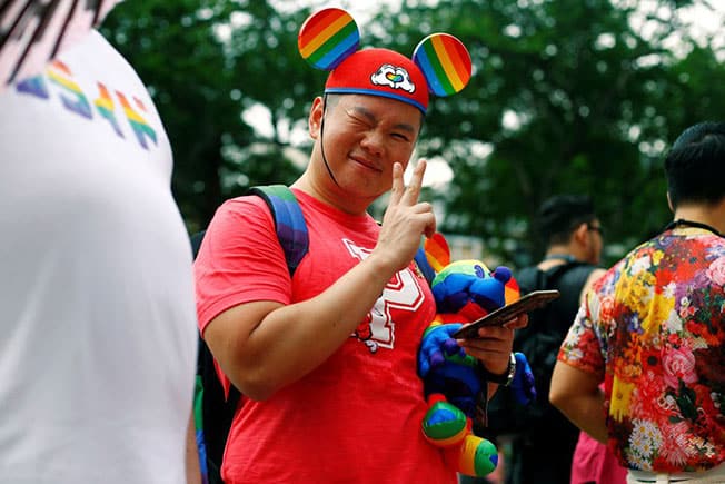 image Singapore repeals gay sex ban, limits prospect of legalising same-sex marriage