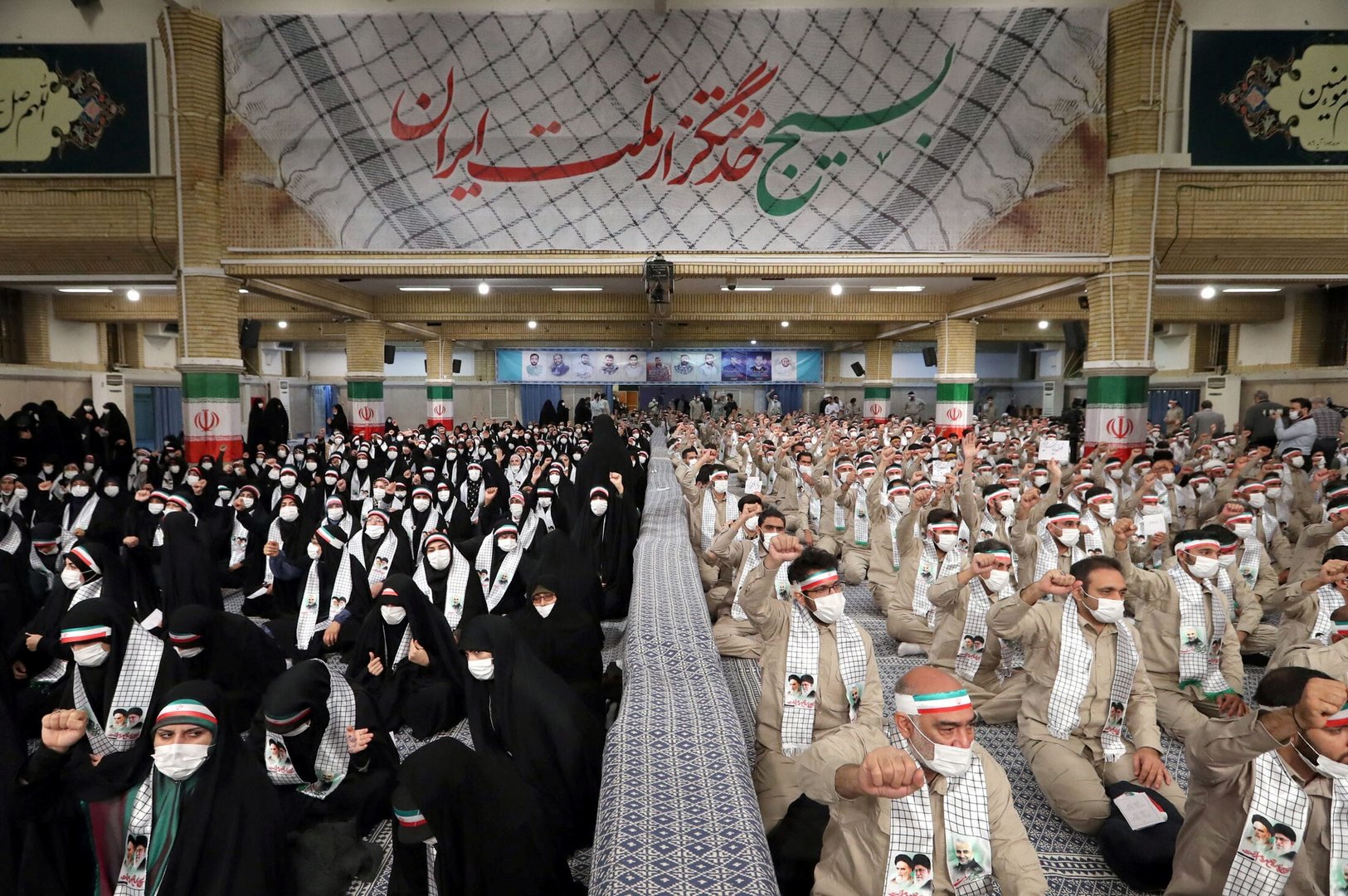 iran-s-khamenei-praises-basij-forces-for-confronting-rioters-cyprus