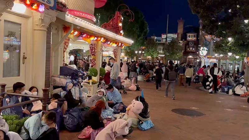image Shanghai Disney visitors told to stay home after Covid case, Foxconn ups bonuses