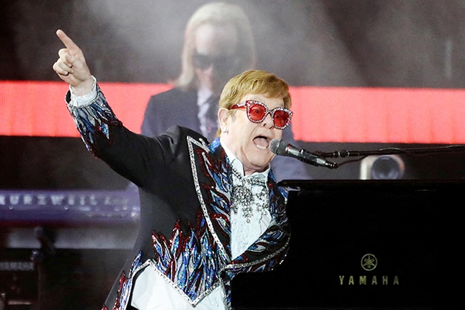 image Elton John to headline Glastonbury in final UK show of farewell tour