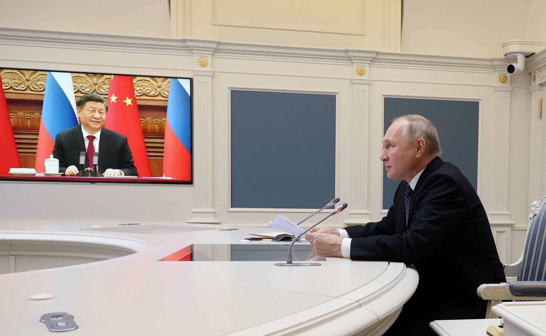 image Putin expects China&#8217;s Xi to visit soon, Xi holds his line on Ukraine