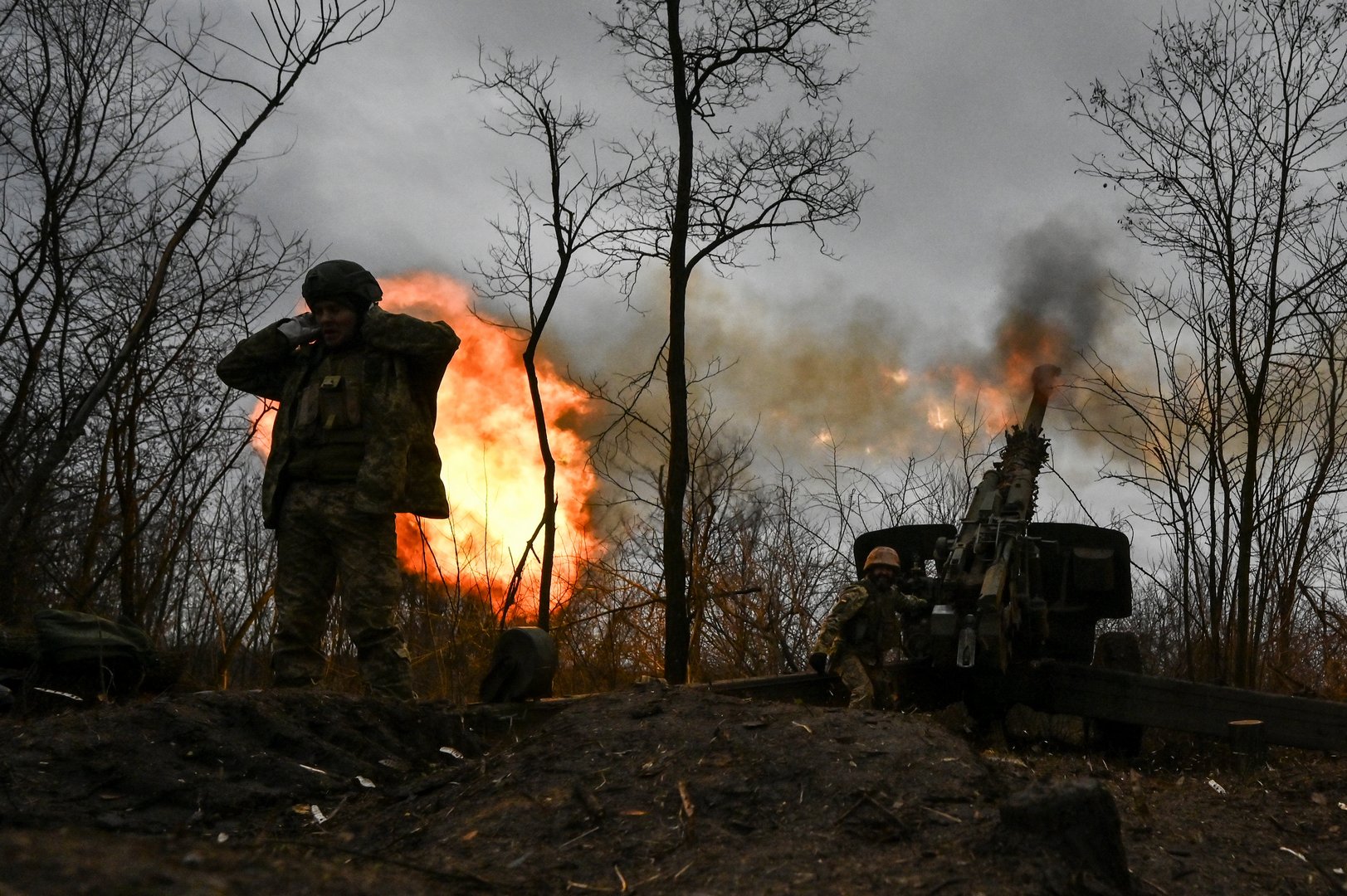 image Signs of fighting after Russia says unilateral truce comes into force in Ukraine (Update 2)