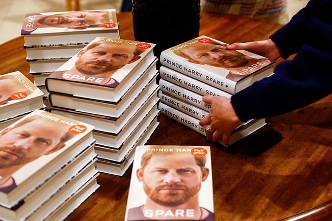image Prince Harry&#8217;s memoir breaks UK sales record on first day of release