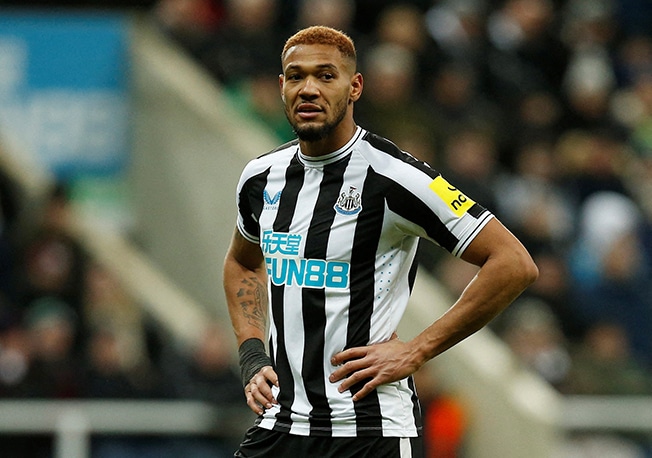 image Newcastle boss Howe considering dropping Joelinton after drink-driving charge