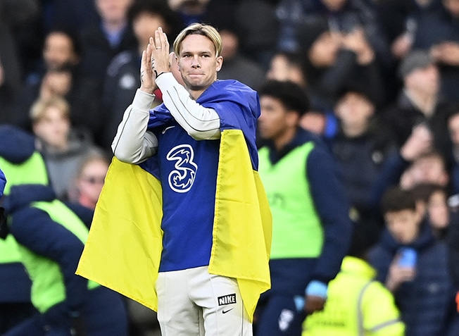 image Chelsea sign Ukrainian winger Mudryk in big-money deal