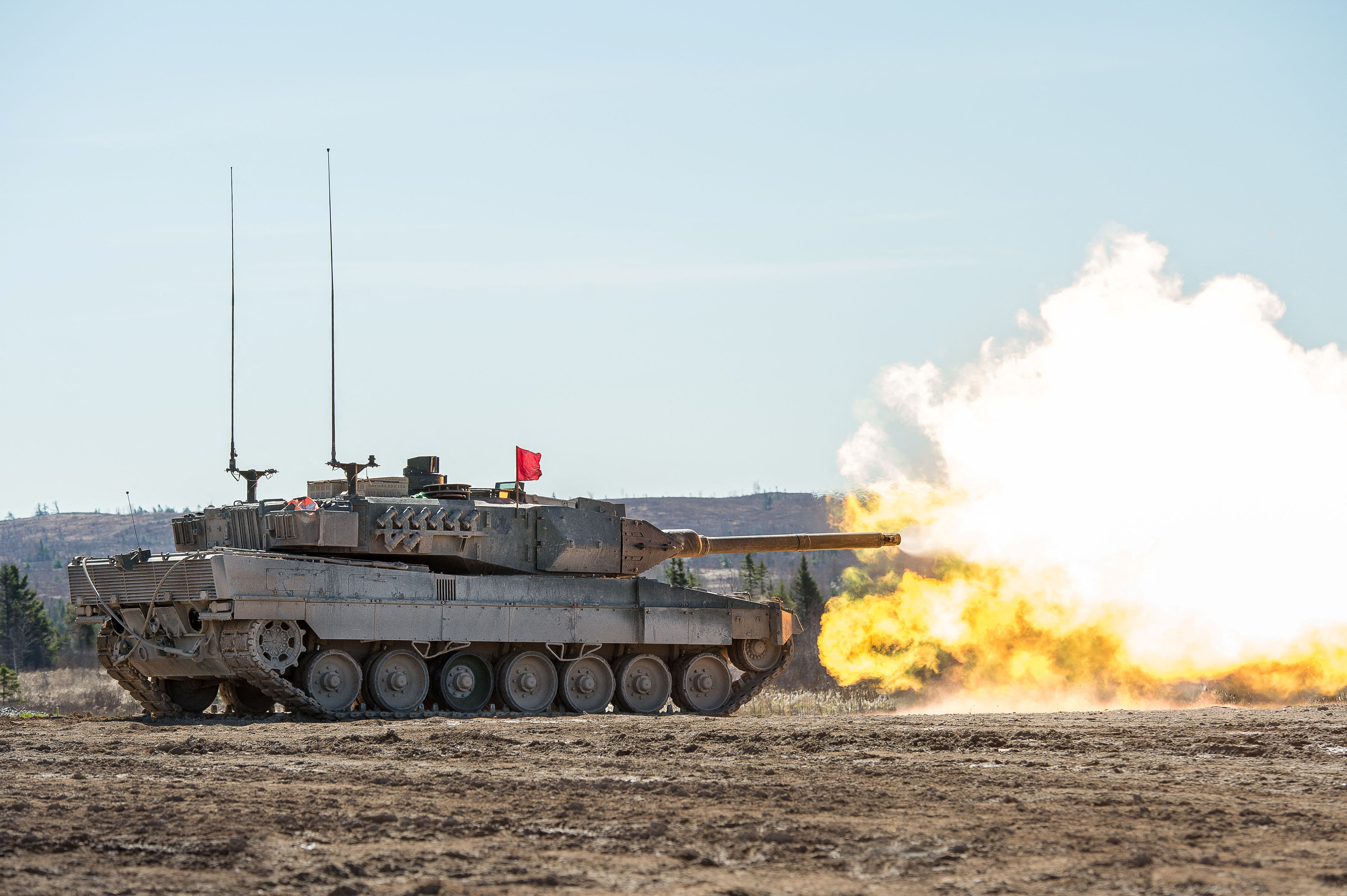image Ukraine comes under Russian missile onslaught after securing tanks from allies