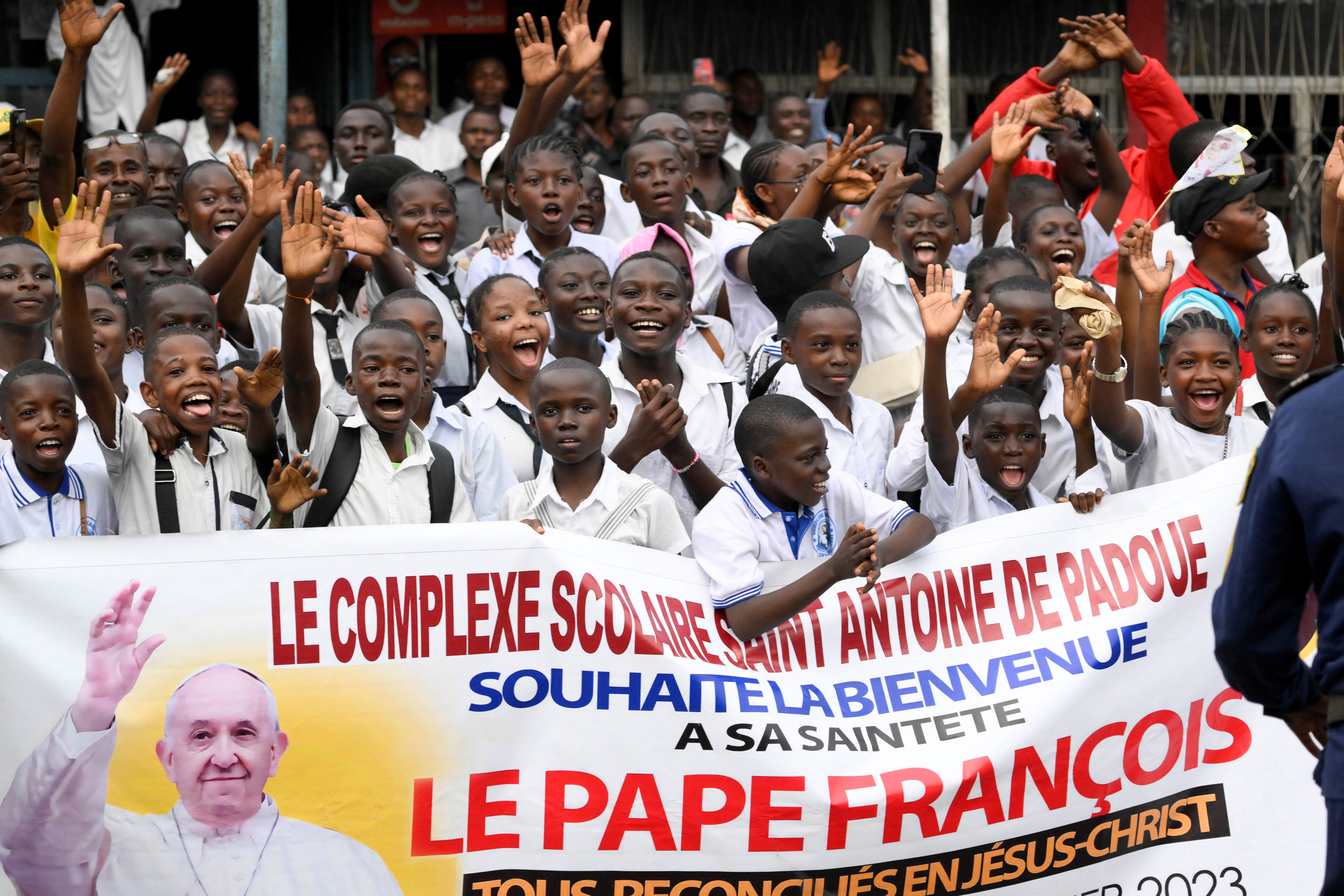 image &#8216;Hands off Africa,&#8217; Pope Francis tells rich world