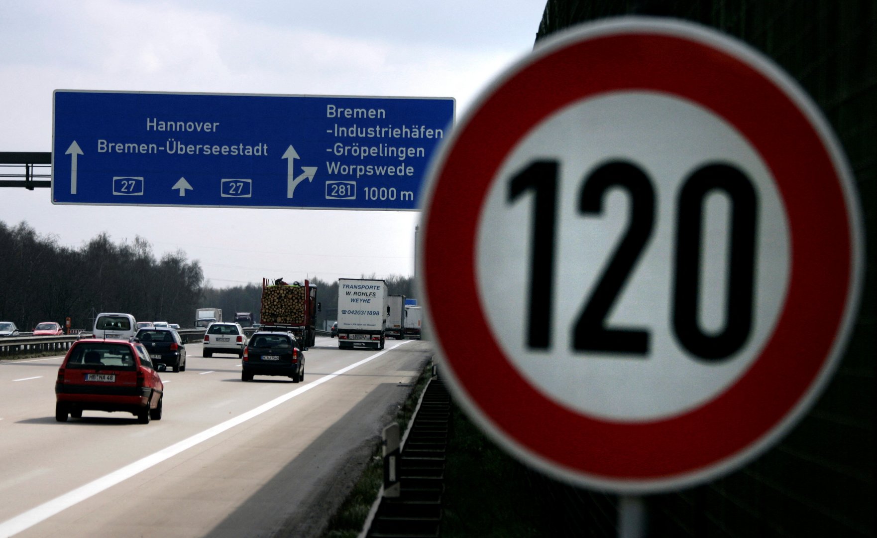 image German speed limit could cut more CO2 than previously thought