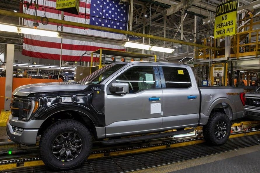 image GM, Ford must convince investors they can profit as prices fall