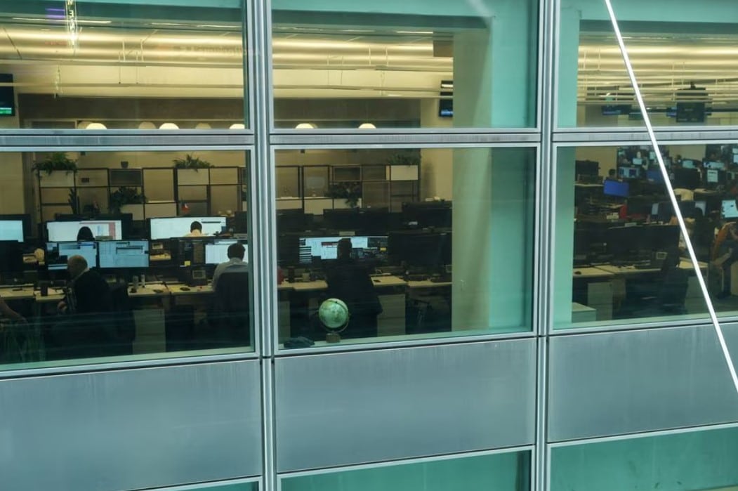image Ex-Goldman bankers tap LinkedIn, headhunters in frail financial jobs market