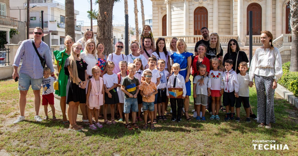 cover Businessman Oleg Krot and &#8216;Techiia Foundation&#8217; support a social Ukrainian primary school in Limassol