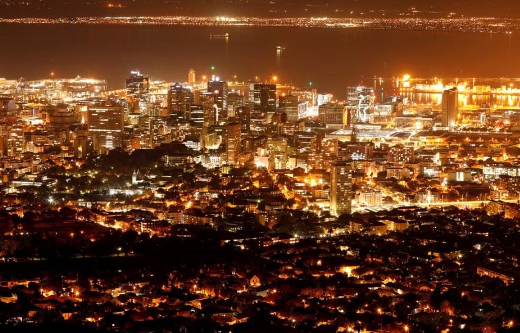 cover As &#8216;skyglow&#8217; grows, study documents glaring global light pollution