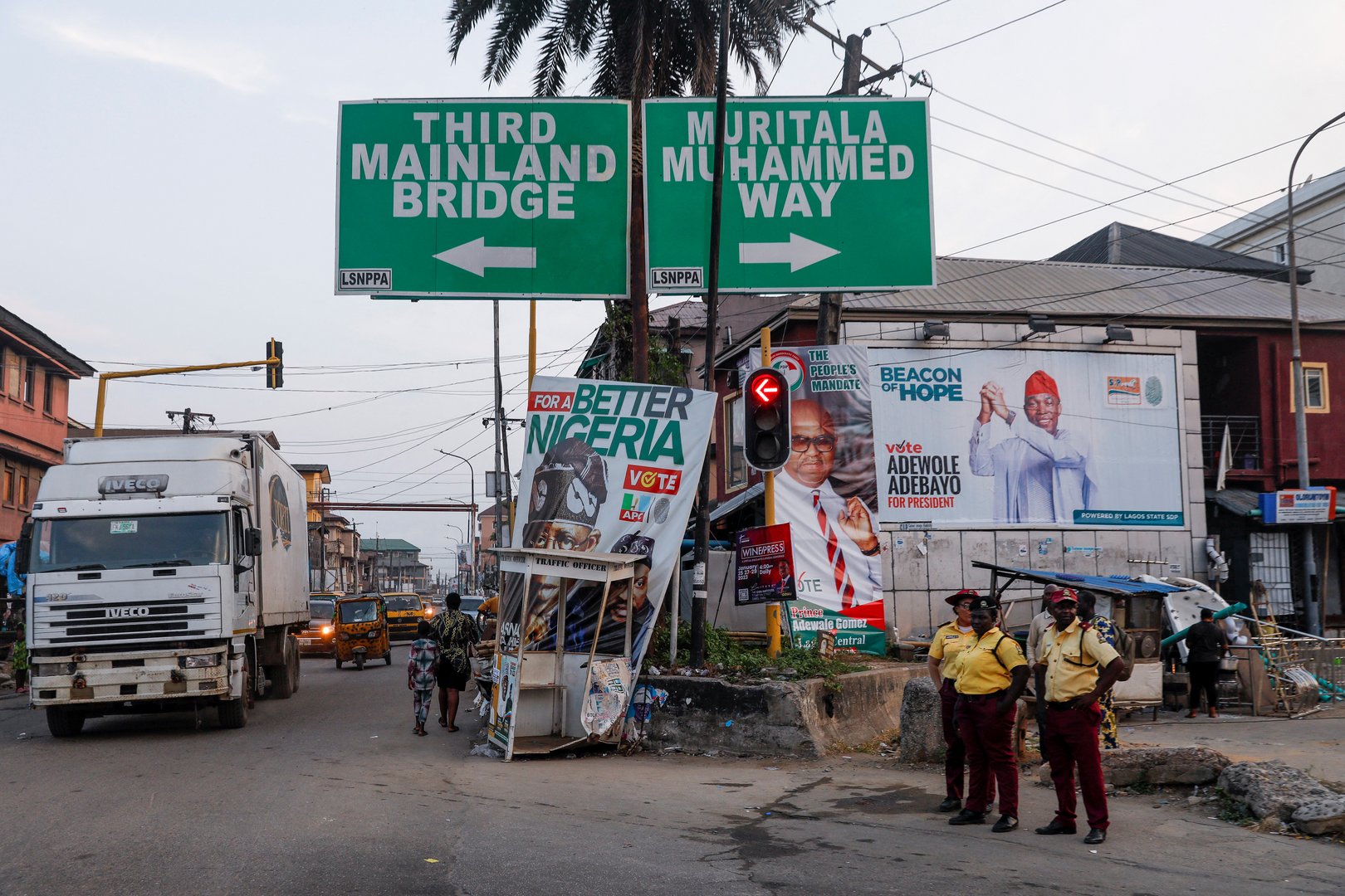 image Nigerian gunmen kill eight, including police chief