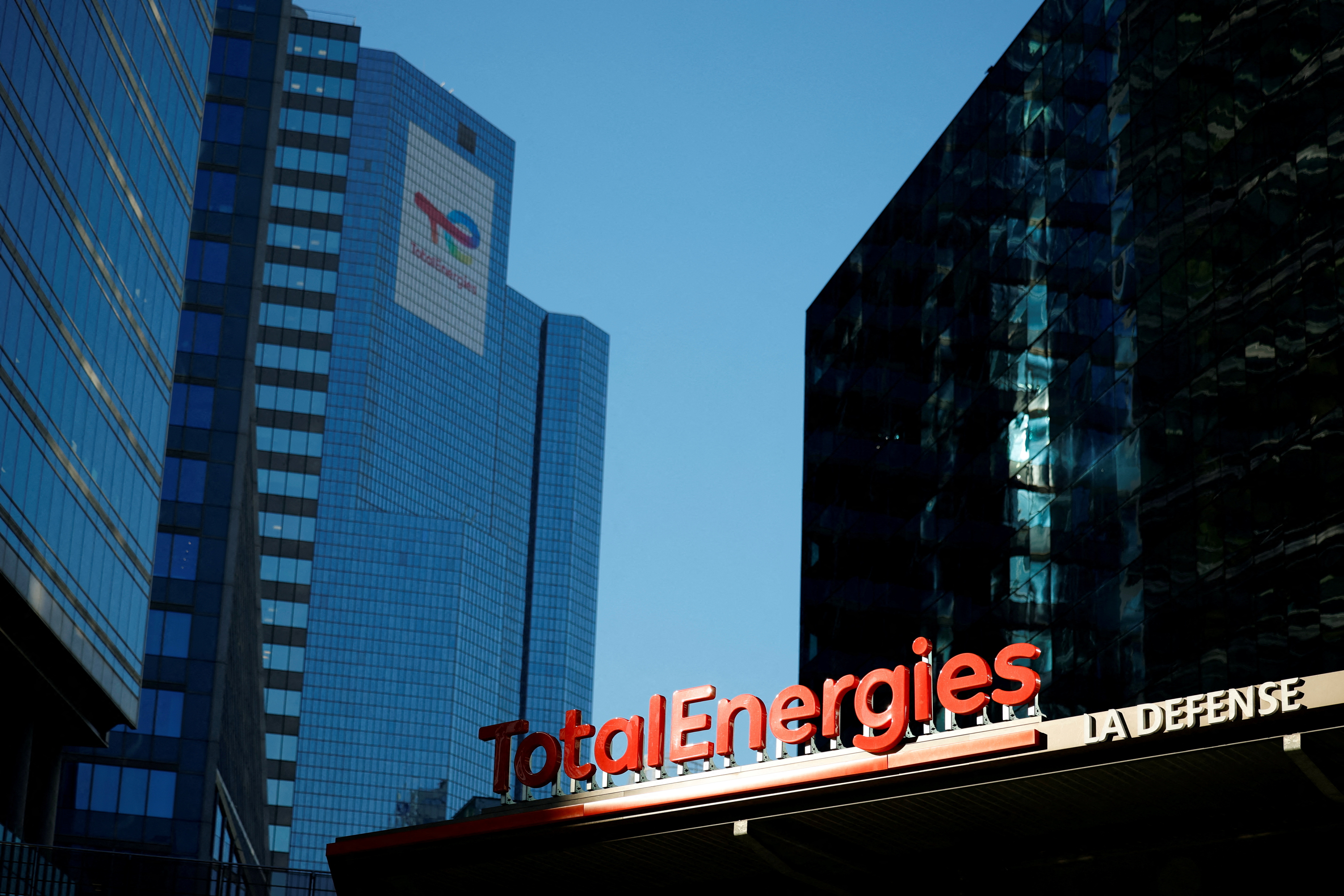 image French court dismisses Uganda lawsuit against TotalEnergies