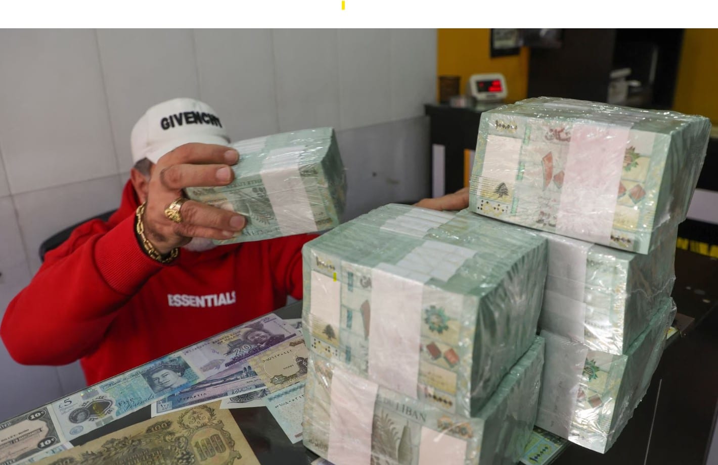 image Cash is king in Lebanon as banks atrophy