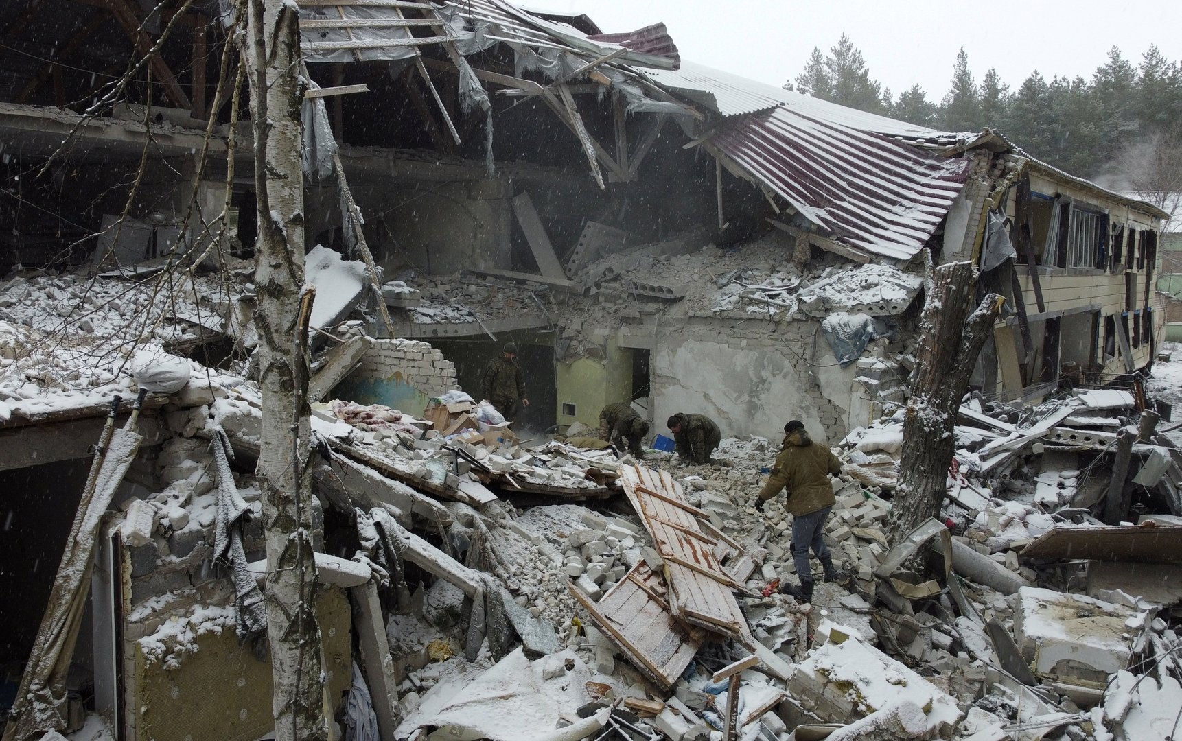 image Russia says breaks through defences in Ukraine&#8217;s Luhansk