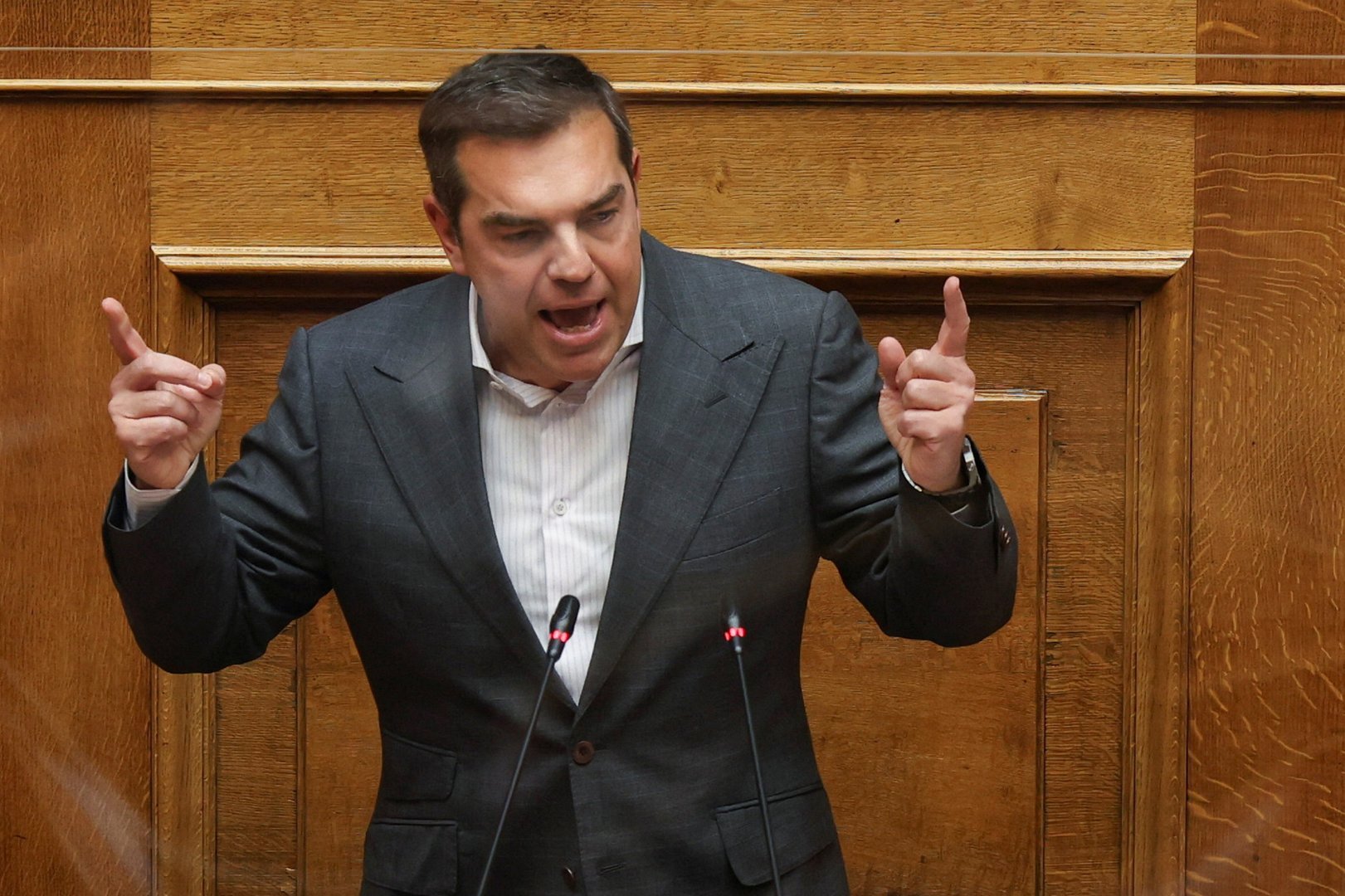 cover Tsipras to meet Christodoulides and party leaders