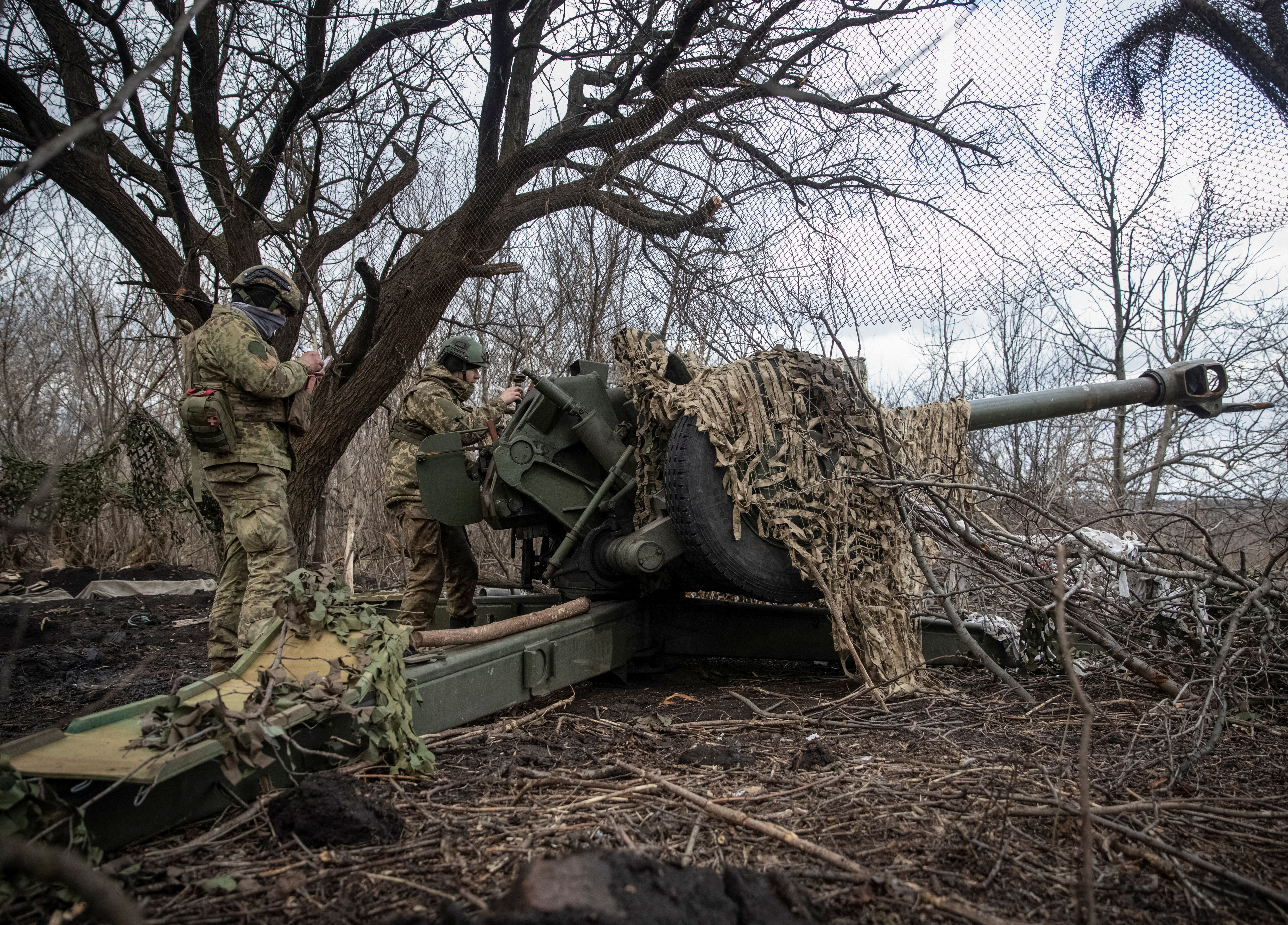image Battle for Bakhmut rages &#8217;round the clock&#8217;; US readies $400 mln new arms aid for Ukraine