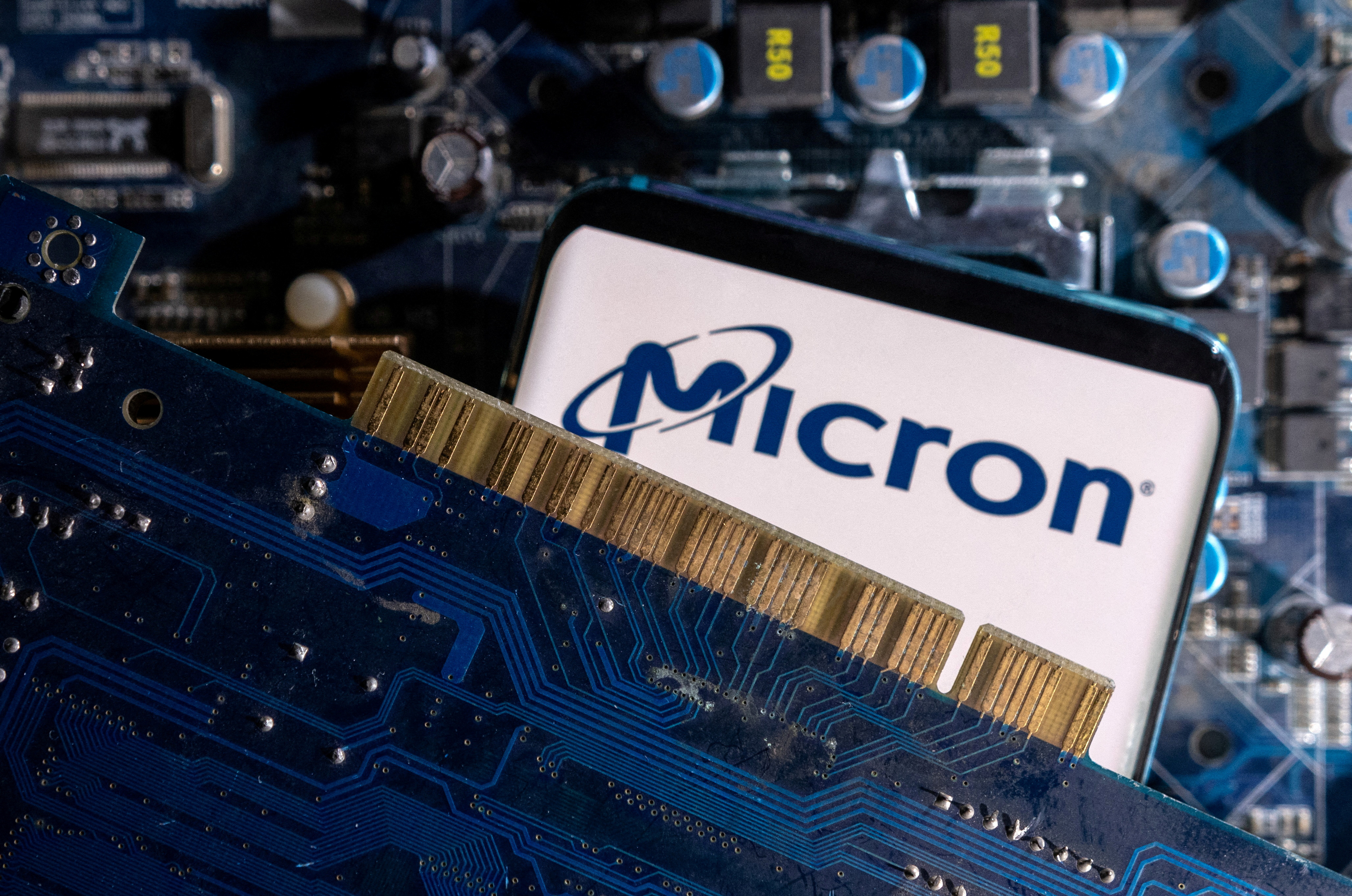 image China to examine US chipmaker Micron&#8217;s products for cybersecurity risks