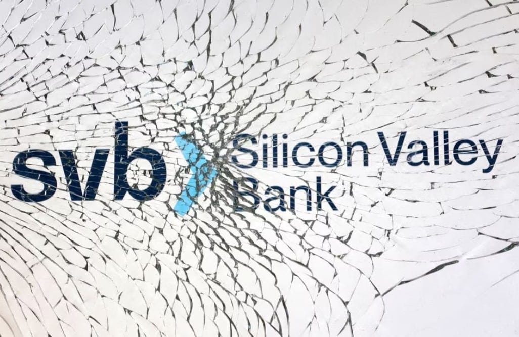 image Factbox: Which companies are affected by SVB collapse?