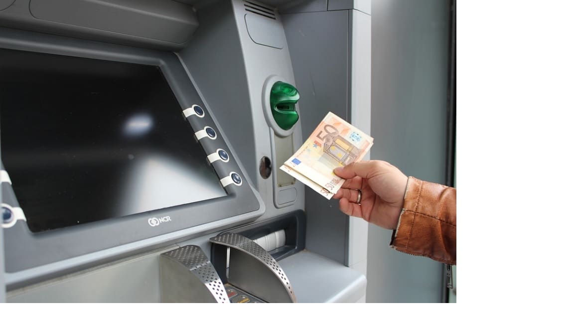 image Scammers trick elderly mother into paying for fake operation