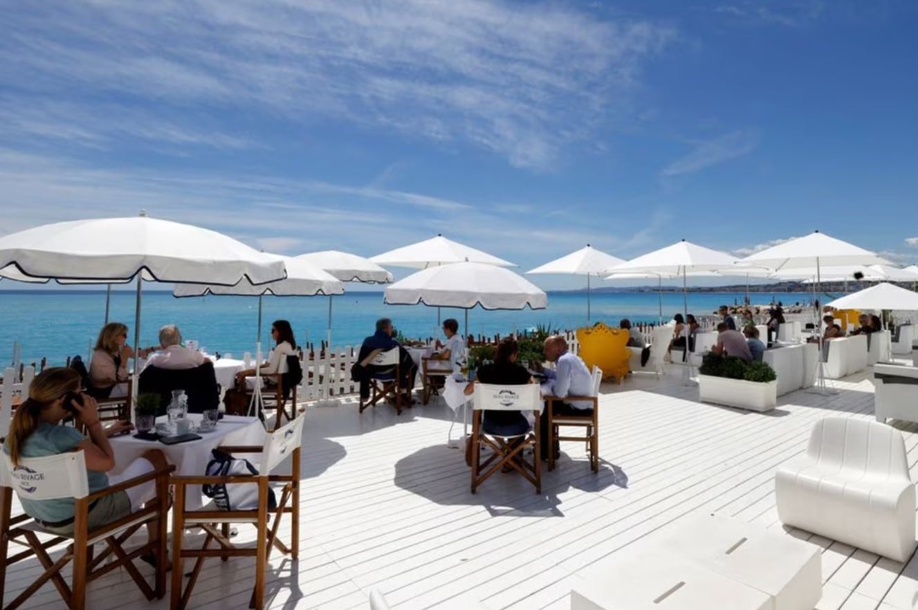 image Eurozone recovery gathers pace, allays fears of recession