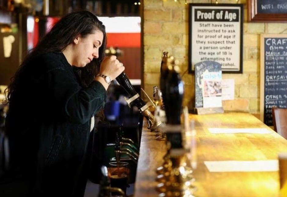 image UK inflation rate unexpectedly rises to 10.4 per cent in February